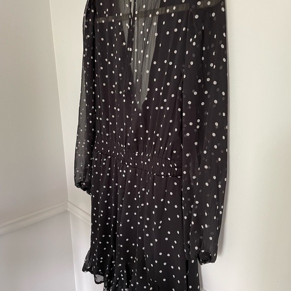 Alter’d State Polka Dot White Black Long Sleeve Ruffle Dresss Sz Medium - Picture 7 of 8